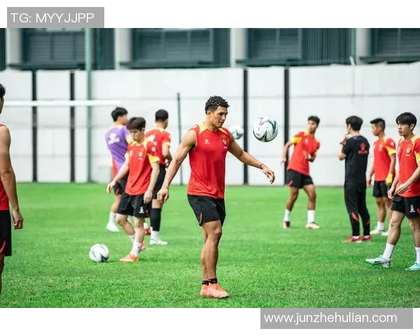 体育实时数据广州足球队比赛经验引发热议球迷对战术和表现的争议不断升级 体育实时数据广州足球队比赛经验引发热议球迷对战术和表现的争议不断升级